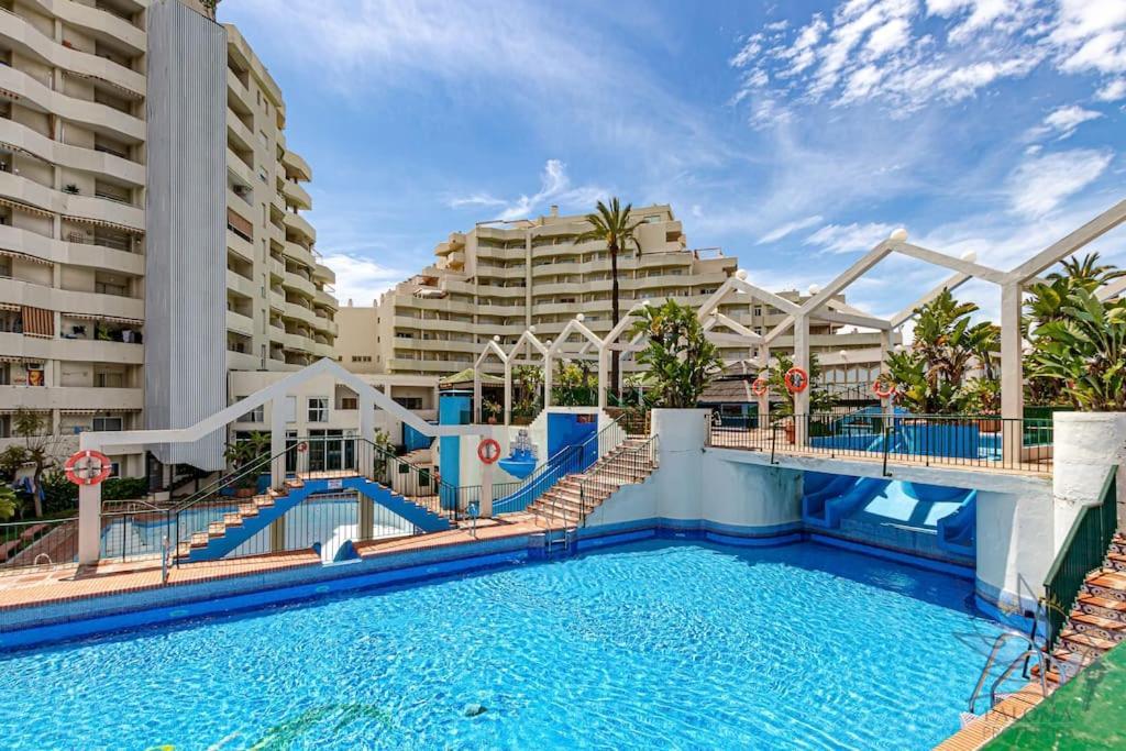 Apartment Benalbeach Sunny With Sea Views Benalmádena